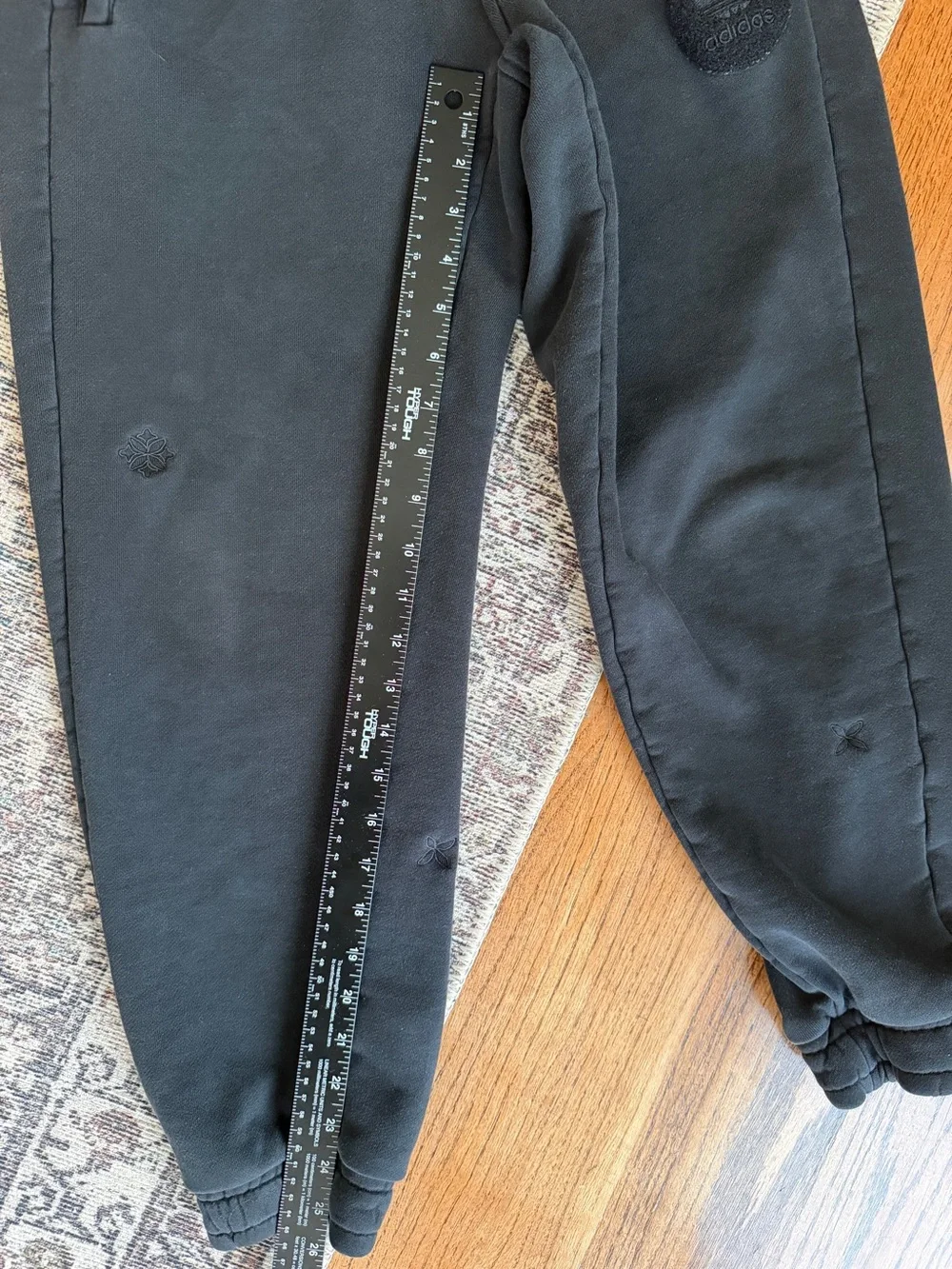 Adidas Originals Chinese Lunar New Year CNY Black Jogger Sweatpants S